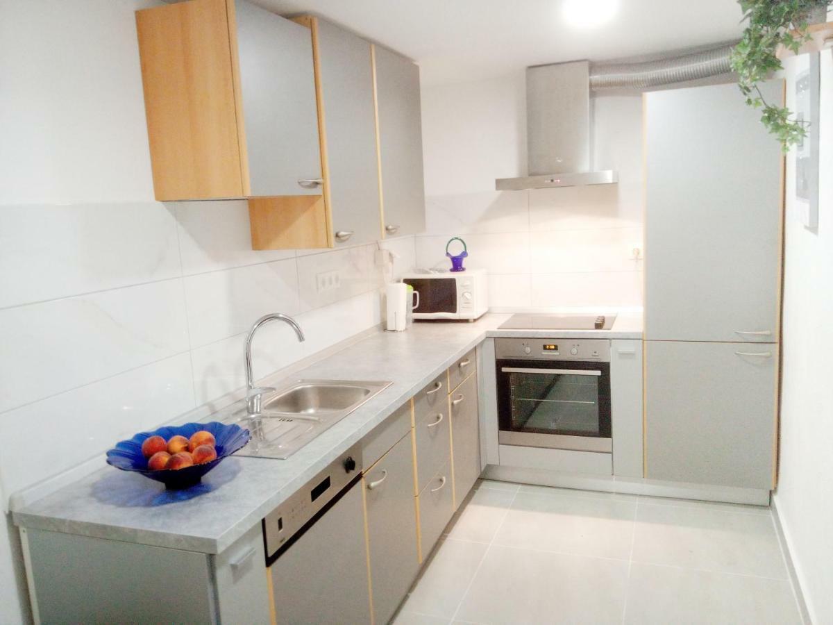 Ferienwohnung Pavlic 2 Omiš Exterior foto